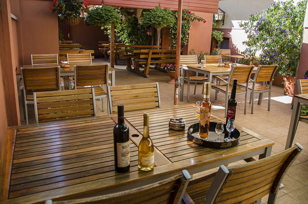 Arany Patko Panzio Hotel 3*